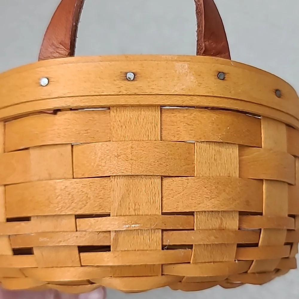 Longaberger Vintage 1999 Classic Button Basket 15407 with Divided 3-Way Insert